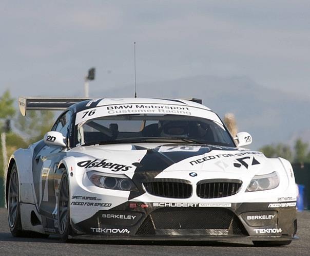 Das Team „Need for Speed by Schubert Motorsport“ feiert mit zwei der neu entwickelten BMW Z4 GT3 Premiere in der Liga der Sportwagen. Foto: ADAC/Auto-Reporter.NET